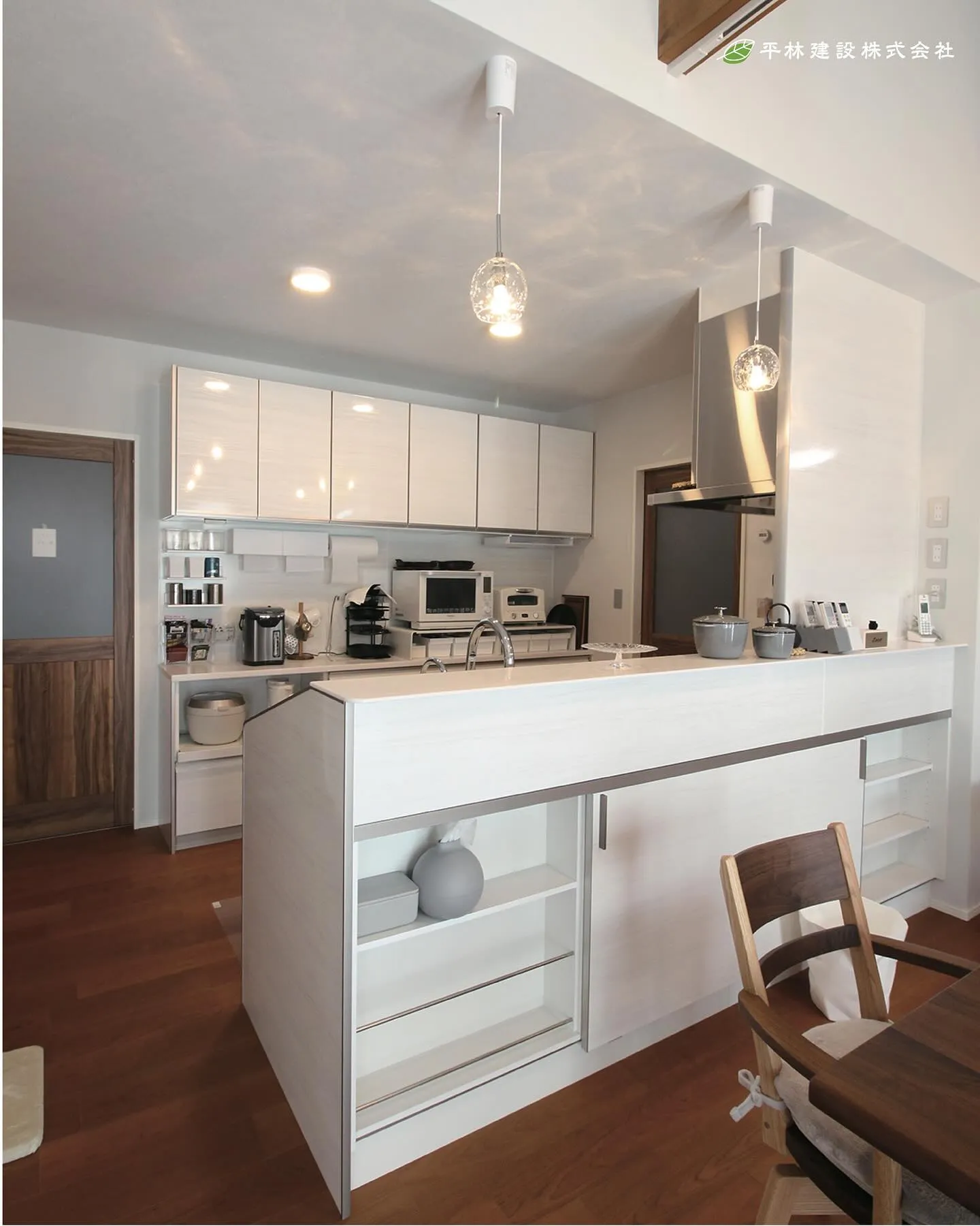 今回は、LDKから見守る猫と共に暮らす家